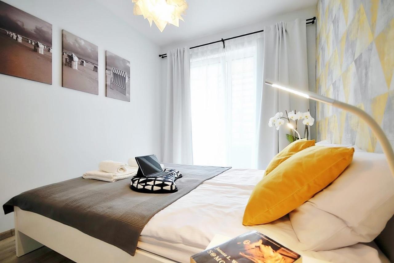 Apartament Andar Z Miejscem Parkingowym Kolobrzeg Bagian luar foto