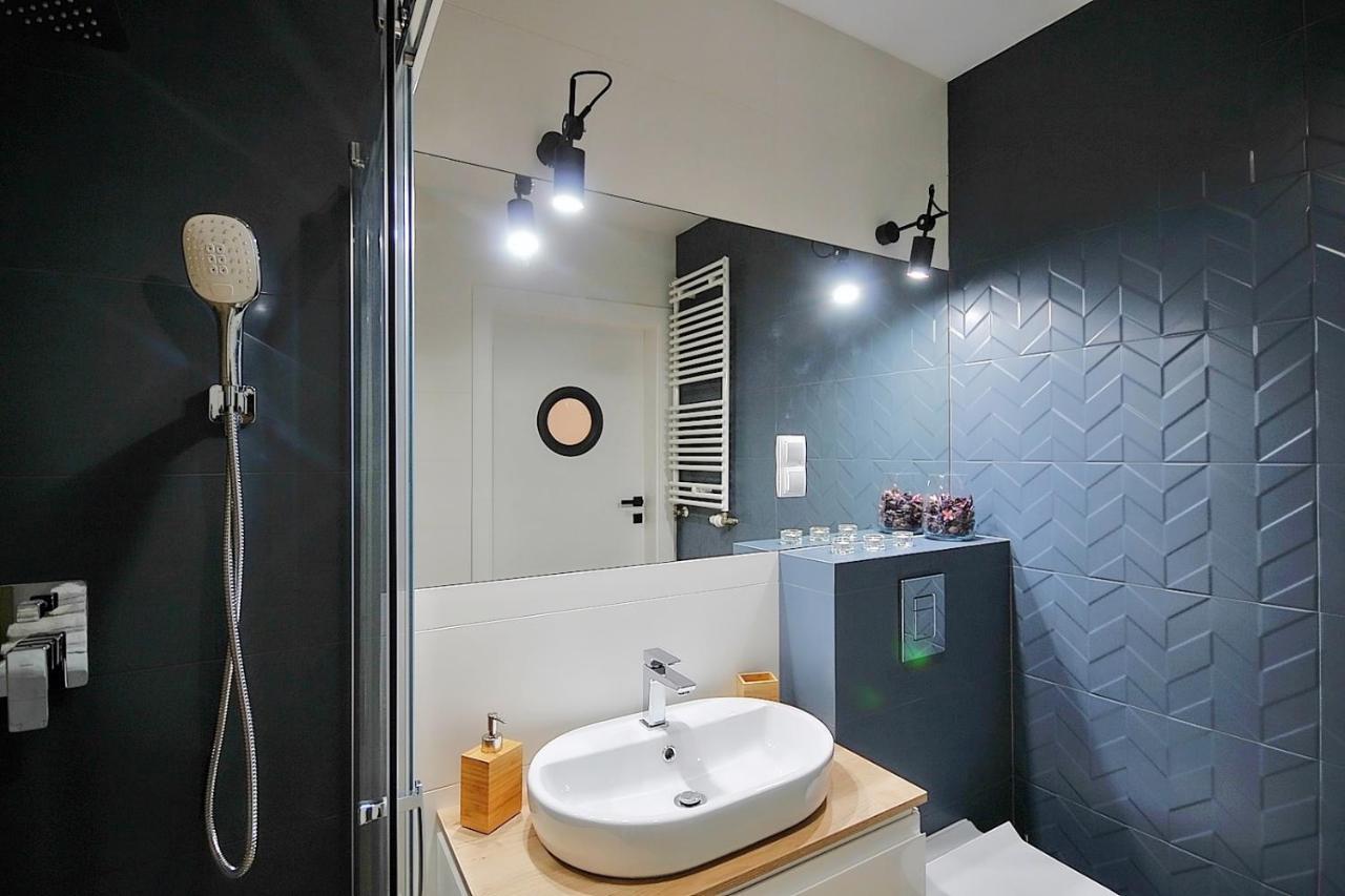 Apartament Andar Z Miejscem Parkingowym Kolobrzeg Bagian luar foto