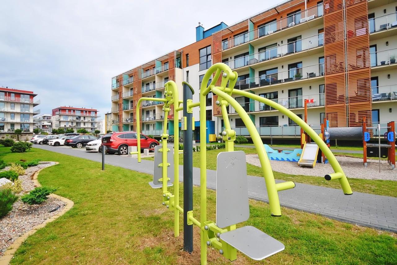 Apartament Andar Z Miejscem Parkingowym Kolobrzeg Bagian luar foto