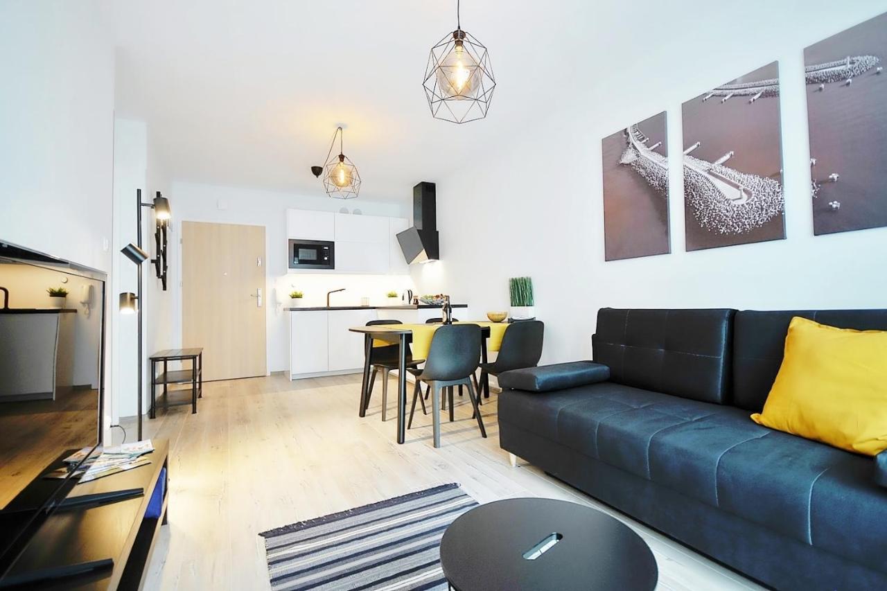 Apartament Andar Z Miejscem Parkingowym Kolobrzeg Bagian luar foto